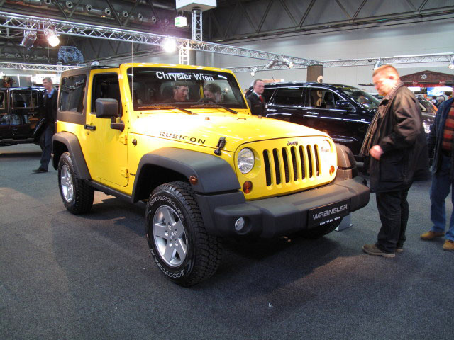 Franz am Stand von Chrysler Wien