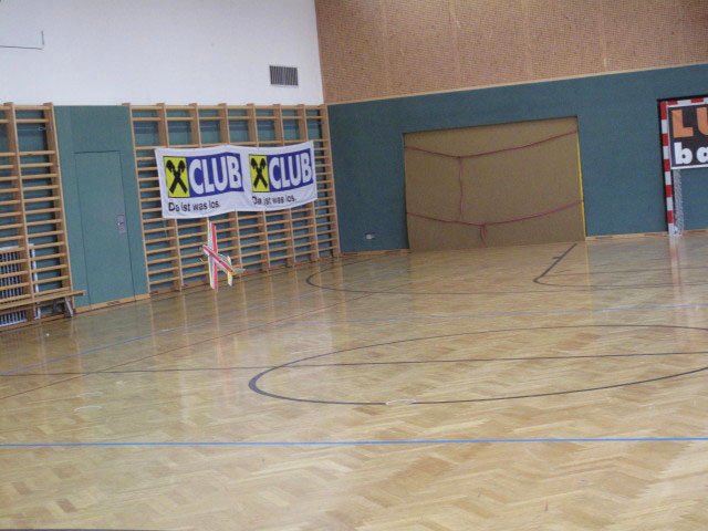 Flugvorf&uuml;hrung in der Hauptschule B&ouml;heimkirchen