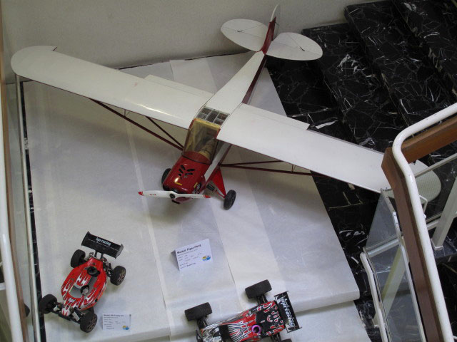 Piper PA18 in der Hauptschule B&ouml;heimkirchen