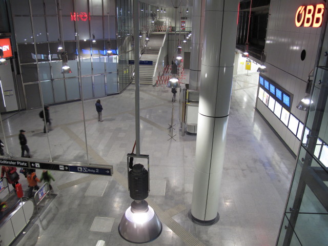 Haltestelle Wien S&uuml;dtiroler Platz
