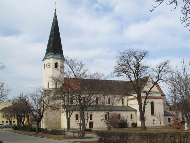 Stadtpfarrkirche zum Hl. Vitus in Laa an der Thaya, 183 m