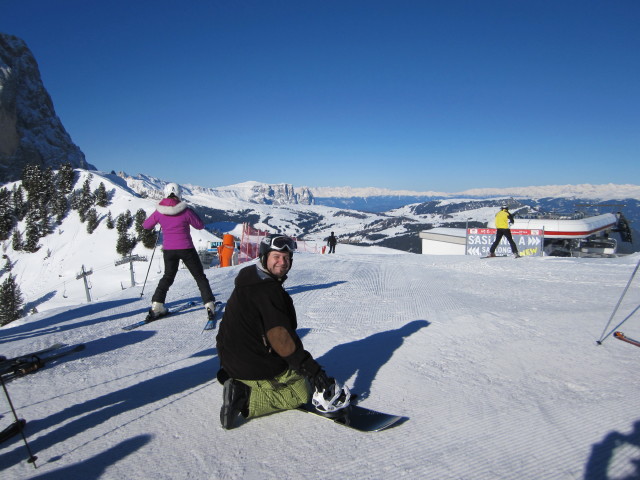 Markus bei der Bergstation der Umlaufbahn Ciampinoi, 2.248 m (20. M&auml;rz)