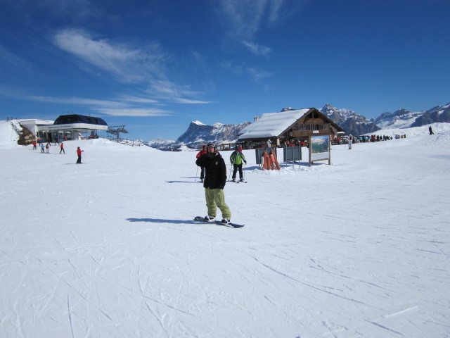 Markus bei der Bergstation des Sessellifts Campolongo, 2.120 m (23. M&auml;rz)