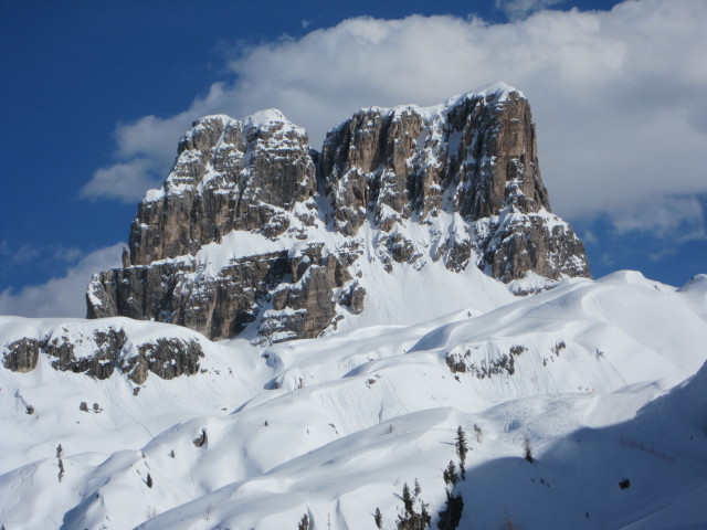 Averau vom Skiweg Croda Negra aus (25. M&auml;rz)
