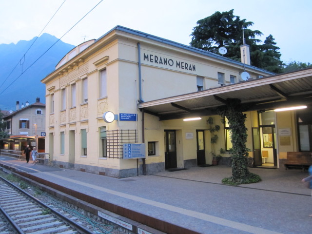 Bahnhof Meran, 325 m