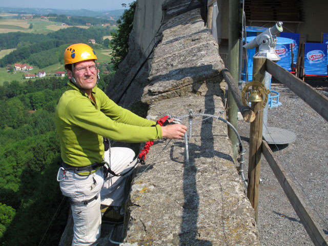 Leopold-Klettersteig: Andreas im Ausstieg, 484 m