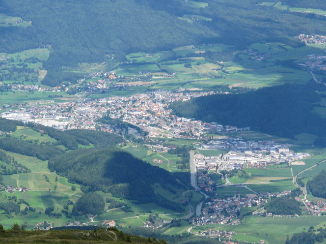 Bruneck vom Astjoch aus