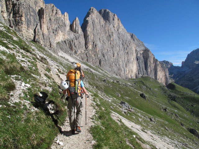 Christoph auf Weg 541 zwischen Weg 550 und Rifugio Preuss (25. Juni)