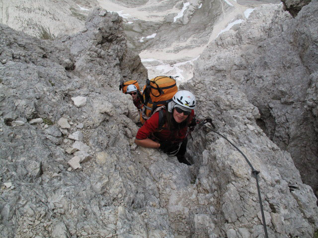 Kesselkogel-Klettersteig: Christoph und Gudrun zwischen Valon de Antermoa und Kesselkogel (25. Juni)