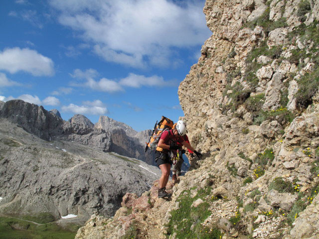 Maximilian-Klettersteig: Gudrun zwischen Einstieg und Gro&szlig;em Rosszahn (26. Juni)