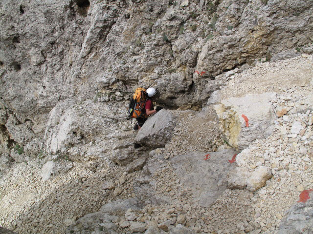 Maximilian-Klettersteig: Gudrun zwischen Einstieg und Gro&szlig;em Rosszahn (26. Juni)