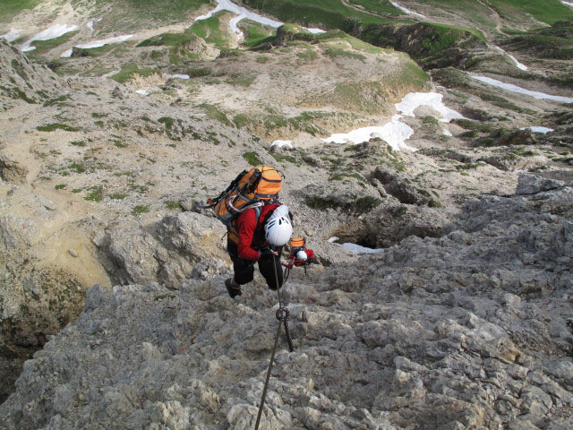 Maximilian-Klettersteig: Gudrun und Christoph zwischen Gro&szlig;em Rosszahn und Notausstieg (26. Juni)