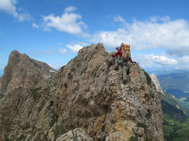 Maximilian-Klettersteig: Christoph zwischen Gro&szlig;em Rosszahn und Notausstieg (26. Juni)