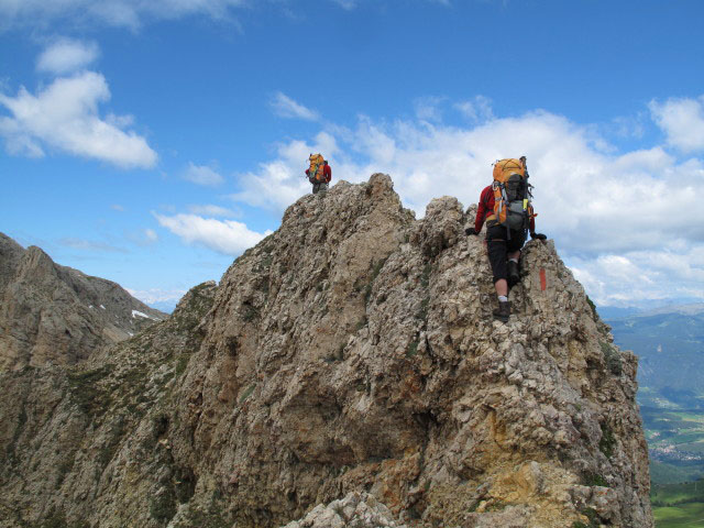 Maximilian-Klettersteig: Christoph und Gudrun zwischen Gro&szlig;em Rosszahn und Notausstieg (26. Juni)