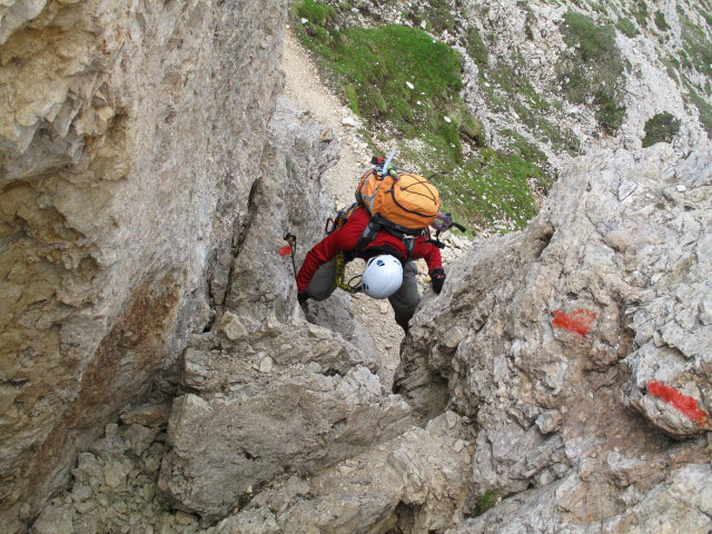 Maximilian-Klettersteig: Christoph zwischen Gro&szlig;em Rosszahn und Notausstieg (26. Juni)