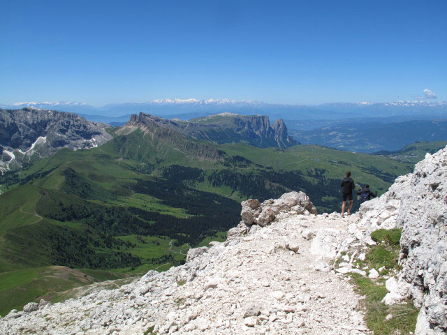 Weg 527 zwischen Plattkofel und Plattkofelh&uuml;tte (27. Juni)