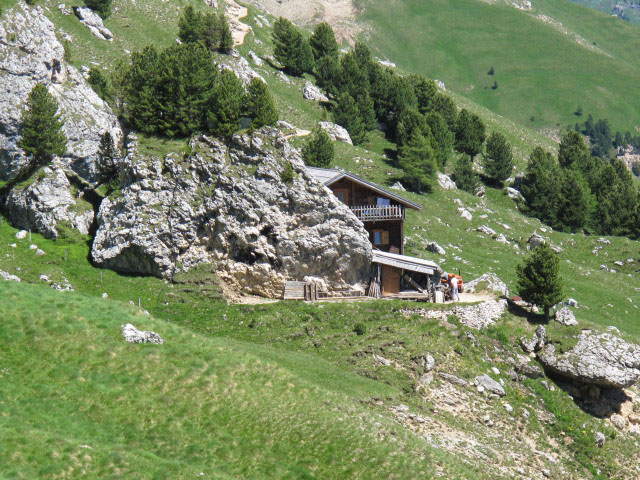 Rifugio Sandro Pertini, 2.300 m (27. Juni)