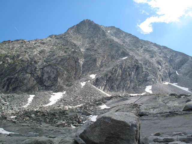 S&auml;uleck von Weg 534 aus (9. Juli)