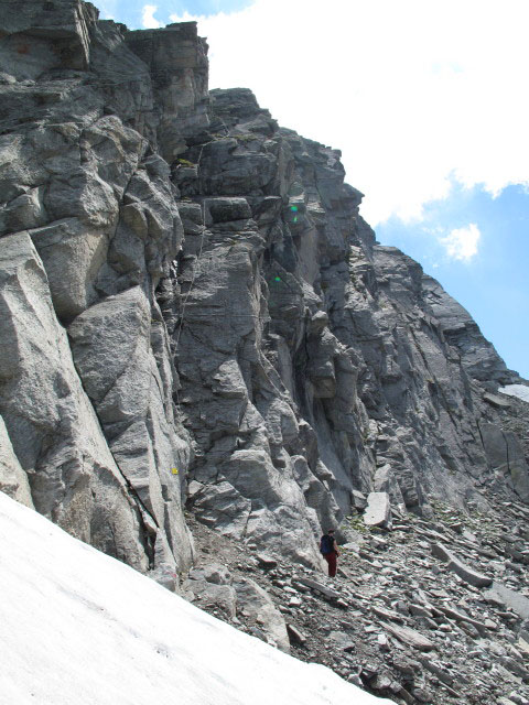 S&auml;uleck-Klettersteig: Manuela beim Einstieg (9. Juli)