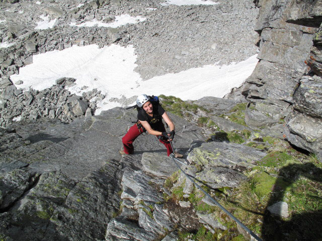 S&auml;uleck-Klettersteig: Manuela auf der Einstiegsrampe (9. Juli)