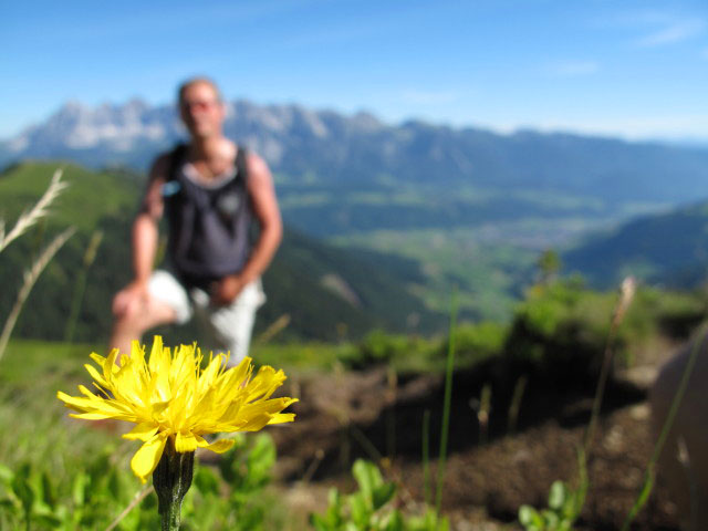 Erich auf Weg STW-A zwischen Latterfu&szlig;sattel und Guschen