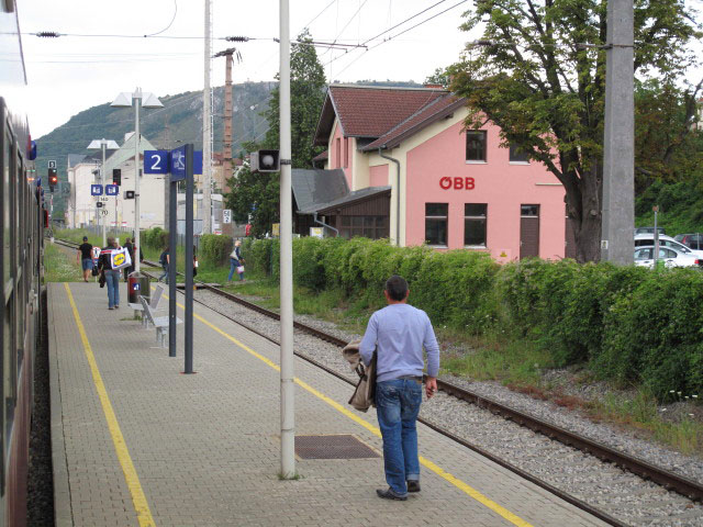 Bahnhof Hainburg an der Donau Kulturfabrik