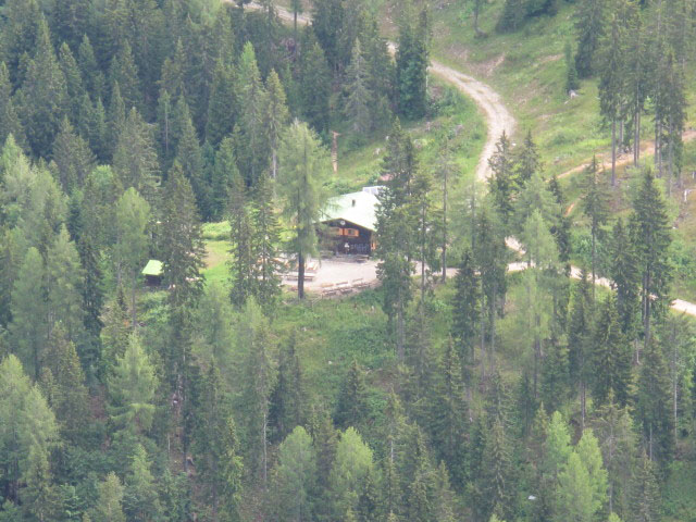 Bertah&uuml;tte vom Mittagskogel-Nordostgrat aus (31. Juli)
