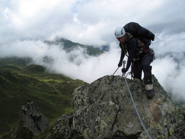 Familienklettersteig Hirschkarspitze: Sonja im Ausstieg (13. Aug.)