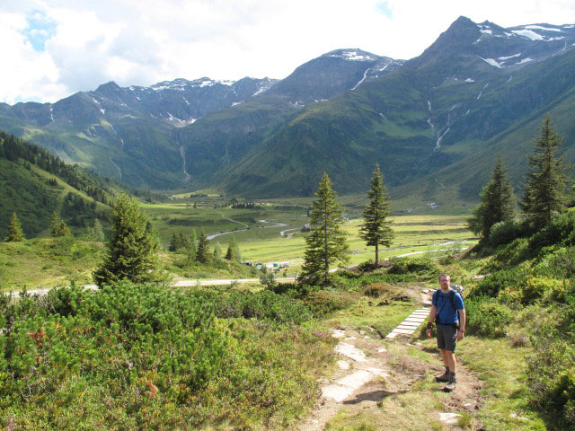Norbert zwischen Bockhartseehütte und Valeriehaus (14. Aug.)
