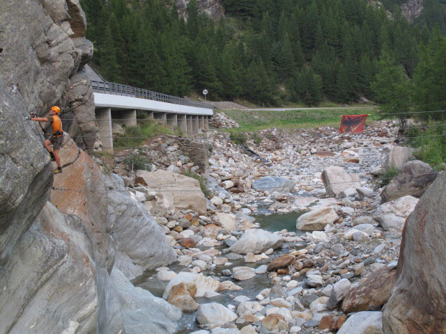 Andreas auf der Seilbr&uuml;cke