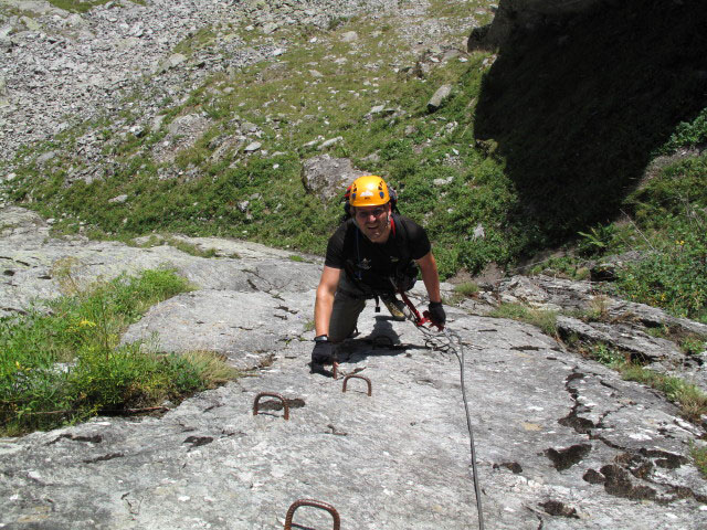 Baltschiedertal-Klettersteig: Axel in der schwierigen Variante
