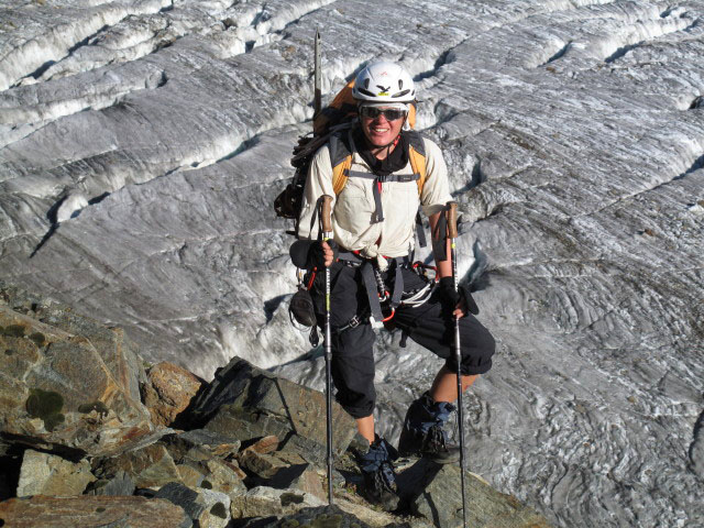 Gudrun auf der Seitenmor&auml;ne des Taschachferners (10. Sep.)