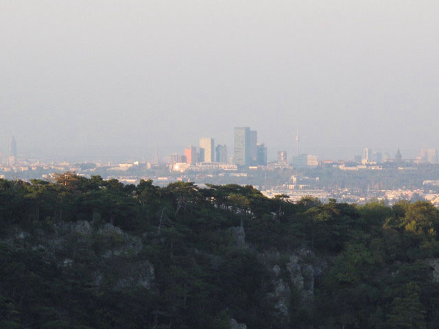 Wien vom M&ouml;dlinger Klettersteig aus