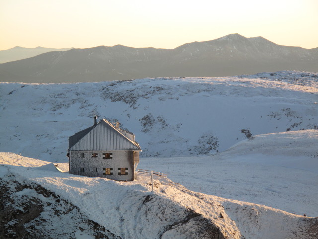 Reichensteinhütte vom Eisenerzer Reichenstein aus (15. Okt.)