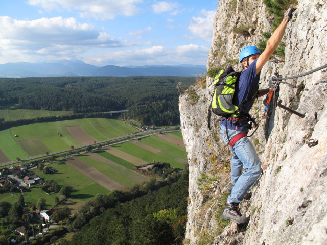Pittentaler Klettersteig: Gregor in der ersten Querung
