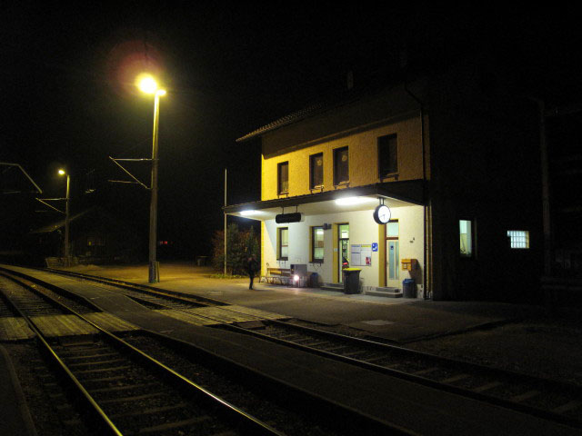 Bahnhof Mitterwei&szlig;enbach, 453 m