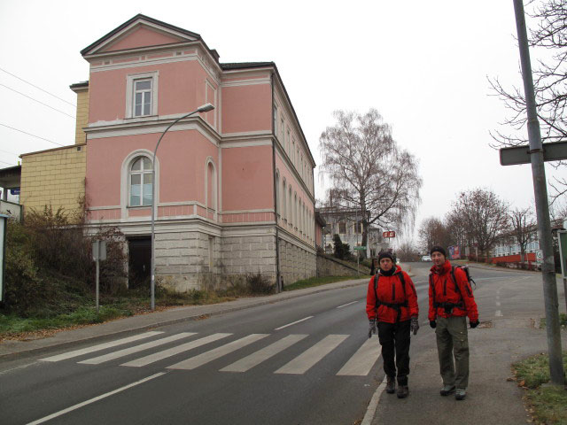 Gudrun und Christoph beim Bahnhof M&uuml;rzzuschlag