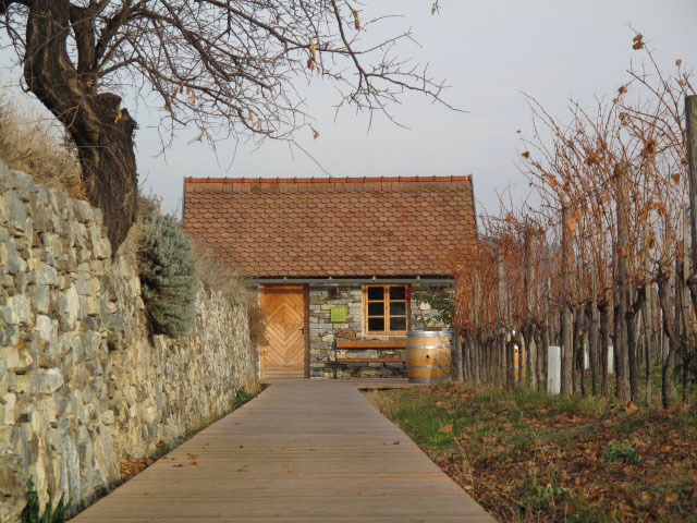 Hiata-Hütte im Wein.Garten von Wein.Sinn Sandgrube 13