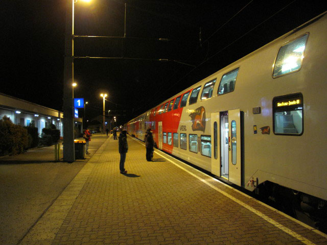 REX 2117 im Bahnhof Gmünd, 499 m
