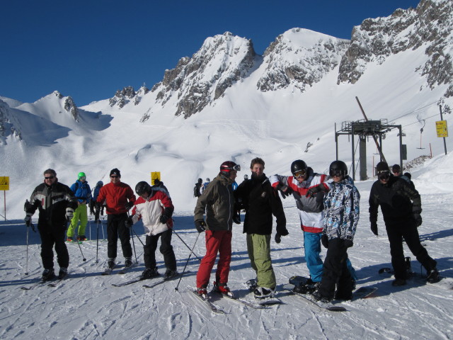 Manuel, Markus, Enrico und Thomas bei der Bergstation der Kapallbahn, 2.328 m (14. J&auml;n.)