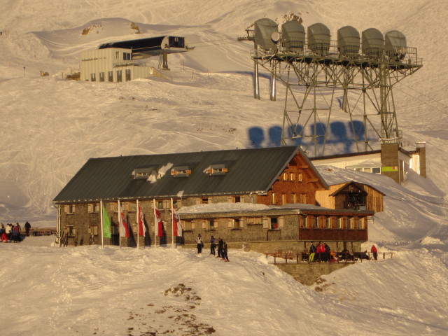 Ulmer H&uuml;tte von der Bergstation der Valfagehrbahn aus (14. J&auml;n.)