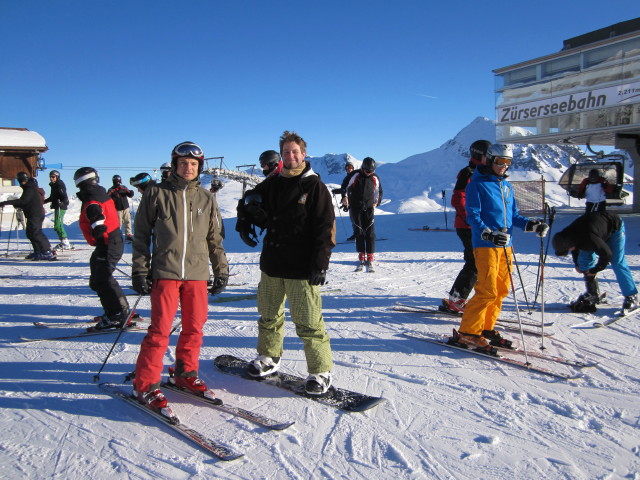 Manuel und Markus bei der Bergstation der Z&uuml;rser-See-Bahn, 2.211 m (15. J&auml;n.)