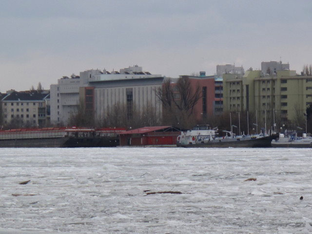 zwischen Reichsbr&uuml;cke und Donaustadtbr&uuml;cke