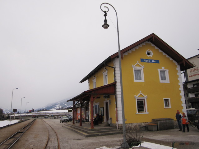 Bahnhof F&uuml;gen-Hart, 537 m (5. M&auml;rz)