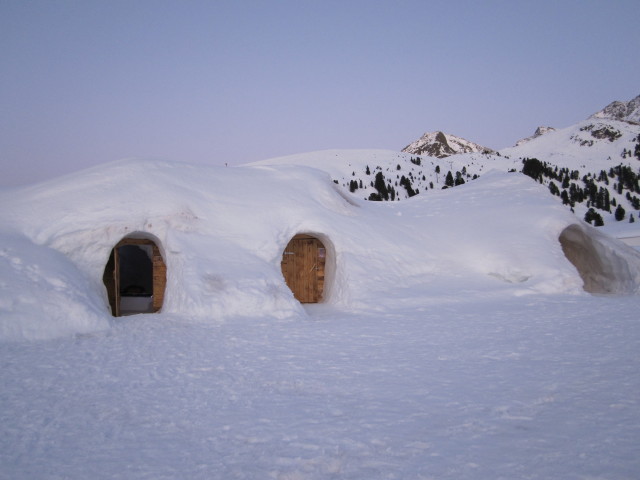 Iglu Village (15. M&auml;rz)