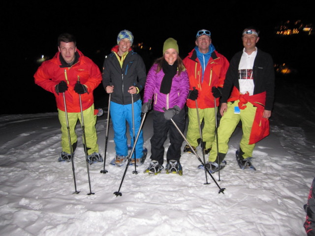 Ronald, Irina, Sophie, Bernd und ich zwischen Iglu Village und Graf Ferdinand-Haus (15. M&auml;rz)