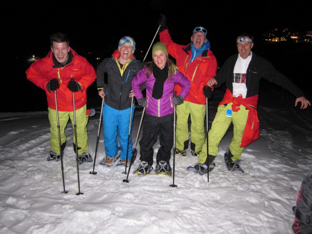 Ronald, Irina, Sophie, Bernd und ich zwischen Iglu Village und Graf Ferdinand-Haus (15. M&auml;rz)