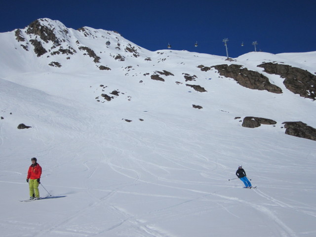 Ronald und Irina neben der Piste 16 (16. M&auml;rz)