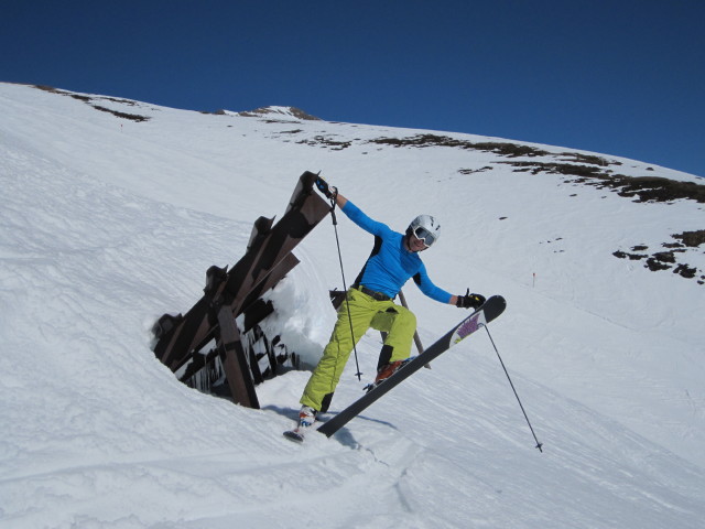 Bernd neben der Piste 5 (16. M&auml;rz)