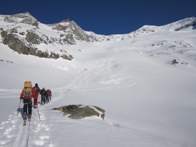 Christoph, Klaus, Gerwalt, Gudrun und Siegbert zwischen Simonysee und Reggent&ouml;rl (2. Apr.)